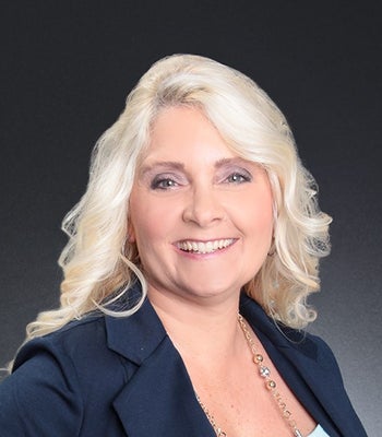 Portrait of Cynthia Cole, REALTOR®.