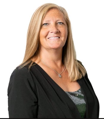 Portrait of Robin Martin, REALTOR®.